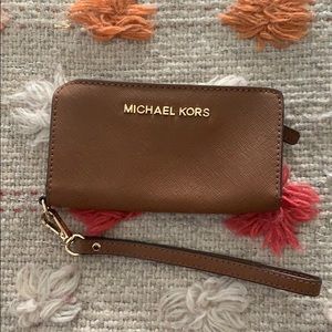 Michael Kors mini phone wristlet